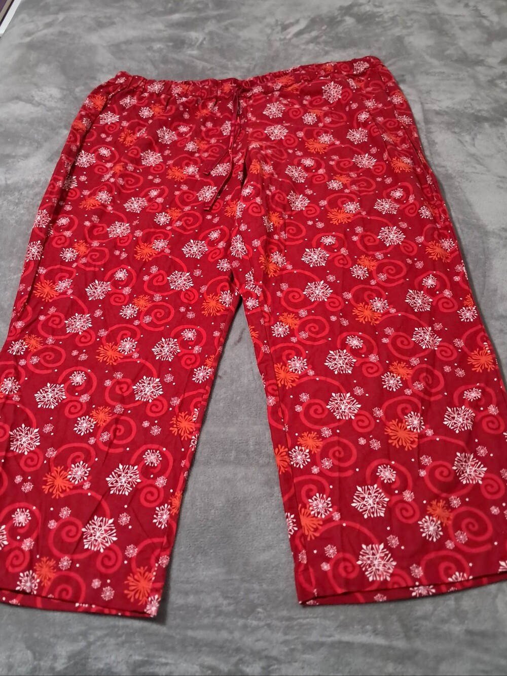 Cacique Womens Cotton Red Snowflake Holiday Print Pj Pants Sz. 26-28.